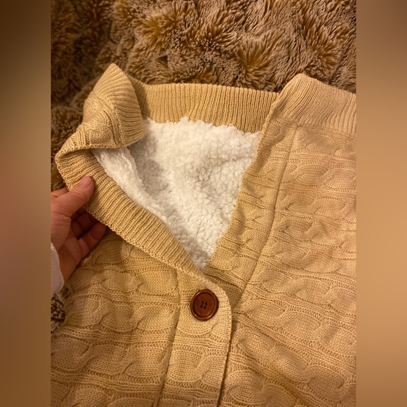 NWT quilted beige stroller blanket - Picture 5 of 5